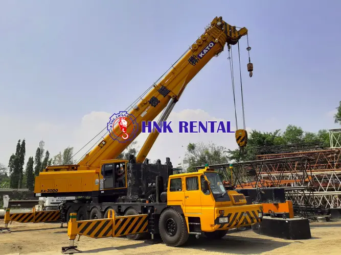 Sewa Telescopic Truck Crane  kawasan industri giic cikarang